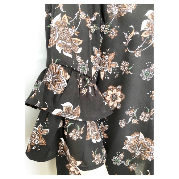 Double Bell ♥️ Sleeve Floral Blouse by Cure NWT 🪺 - Picture 5 of 6